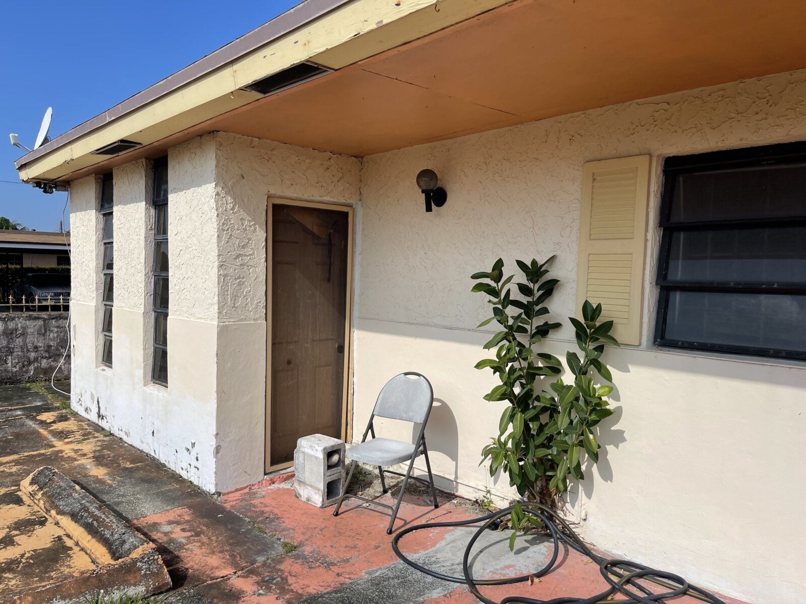1965 NW 192 Ter, Miami Gardens, FL 33056