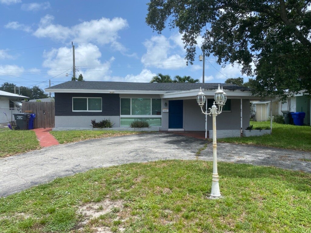 2231 N 57 Way, Hollywood, FL 33024